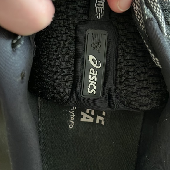 Asics Dynaflyte 3 tennis shoes - Picture 11 of 11